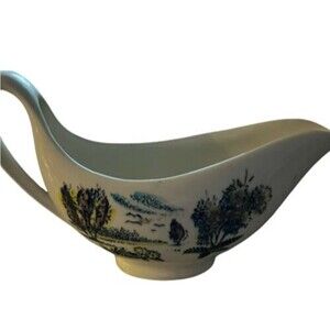 Faiencerie De Gien France Gravy Sauce Boat Dish country scene handpainted